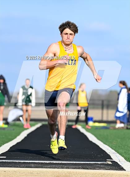Thumbnail 1 in Pendleton Heights at Delta (Long Jump) photogallery.