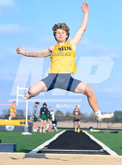 Thumbnail 3 in Pendleton Heights at Delta (Long Jump) photogallery.
