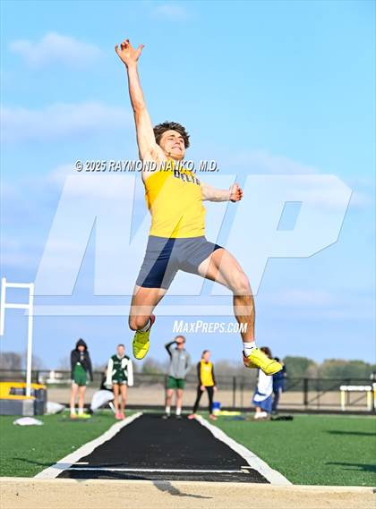 Thumbnail 3 in Pendleton Heights at Delta (Long Jump) photogallery.
