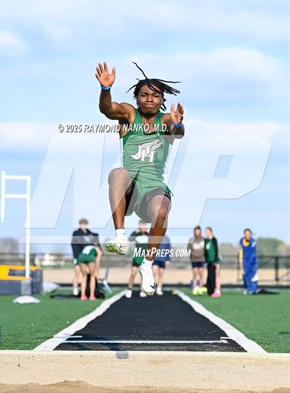 Thumbnail 1 in Pendleton Heights at Delta (Long Jump) photogallery.