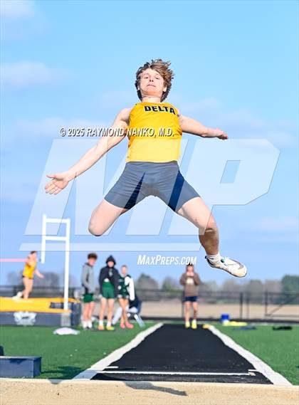 Thumbnail 2 in Pendleton Heights at Delta (Long Jump) photogallery.