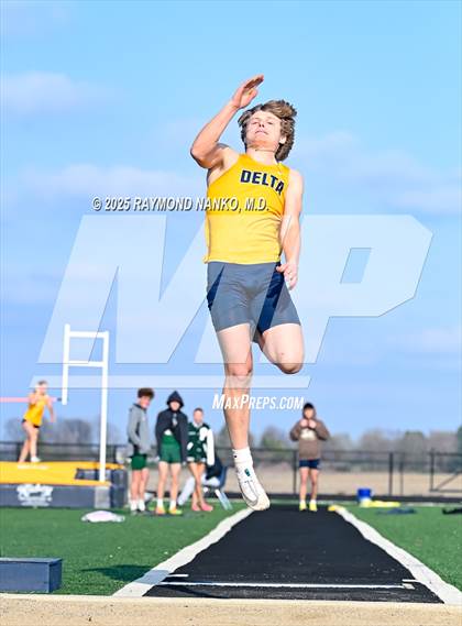Thumbnail 3 in Pendleton Heights at Delta (Long Jump) photogallery.