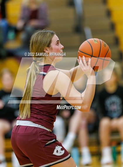 Thumbnail 2 in Columbus @ Lincoln Northeast photogallery.