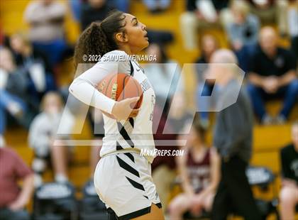 Thumbnail 3 in Columbus @ Lincoln Northeast photogallery.