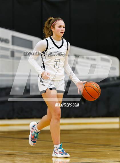 Thumbnail 2 in Columbus @ Lincoln Northeast photogallery.
