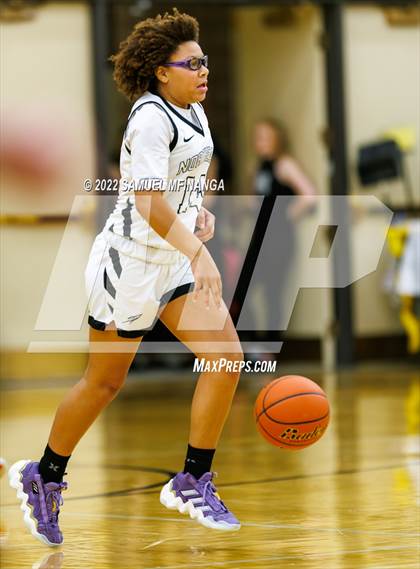 Thumbnail 2 in Columbus @ Lincoln Northeast photogallery.