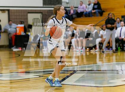 Thumbnail 2 in Columbus @ Lincoln Northeast photogallery.