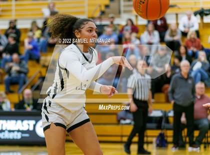 Thumbnail 2 in Columbus @ Lincoln Northeast photogallery.