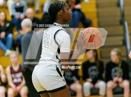 Thumbnail 1 in Columbus @ Lincoln Northeast photogallery.