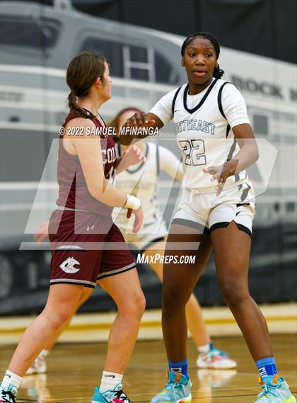 Thumbnail 2 in Columbus @ Lincoln Northeast photogallery.
