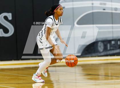 Thumbnail 3 in Columbus @ Lincoln Northeast photogallery.