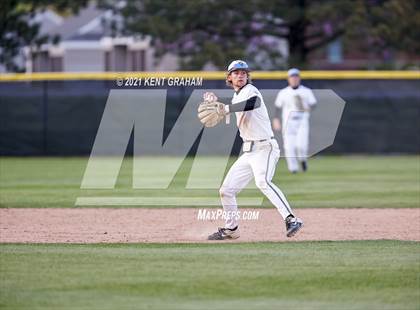 Thumbnail 2 in Fishers @ Noblesville photogallery.