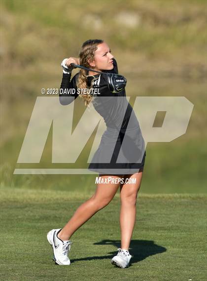 Thumbnail 2 in CIF SJS Girls Masters Golf Championship photogallery.