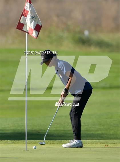 Thumbnail 1 in CIF SJS Girls Masters Golf Championship photogallery.