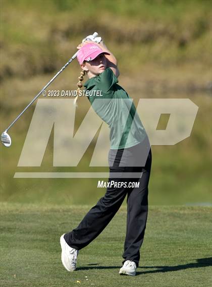 Thumbnail 2 in CIF SJS Girls Masters Golf Championship photogallery.