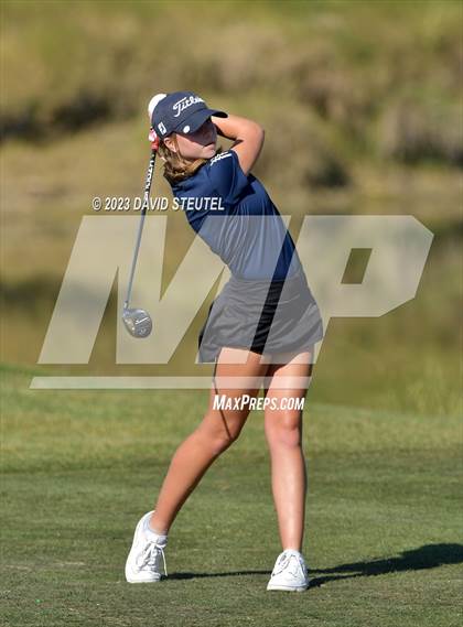 Thumbnail 1 in CIF SJS Girls Masters Golf Championship photogallery.