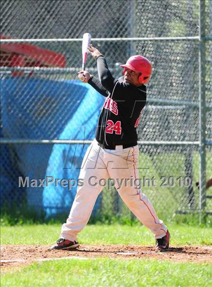 Thumbnail 3 in North Haven @ Wilbur Cross photogallery.