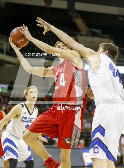 Thumbnail 2 in Dixie Heights vs Covington Catholic (Ninth Region) photogallery.