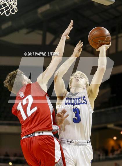 Thumbnail 3 in Dixie Heights vs Covington Catholic (Ninth Region) photogallery.