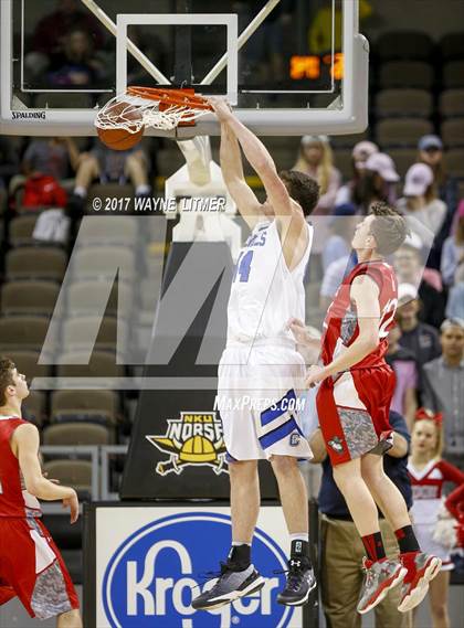 Thumbnail 3 in Dixie Heights vs Covington Catholic (Ninth Region) photogallery.
