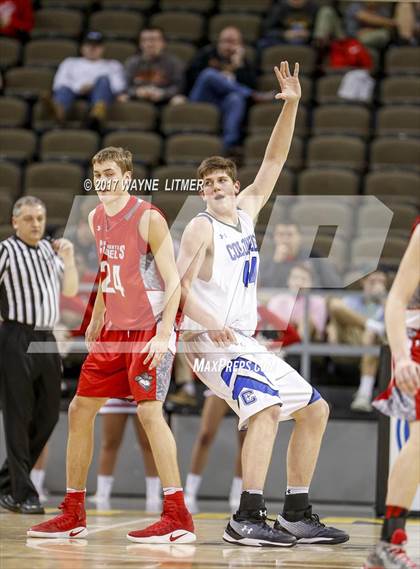 Thumbnail 3 in Dixie Heights vs Covington Catholic (Ninth Region) photogallery.