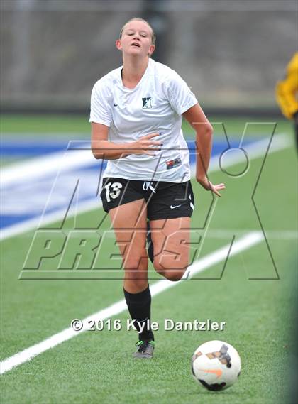 Thumbnail 2 in Incarnate Word vs Hockaday (National Elite Prep Showcase) photogallery.