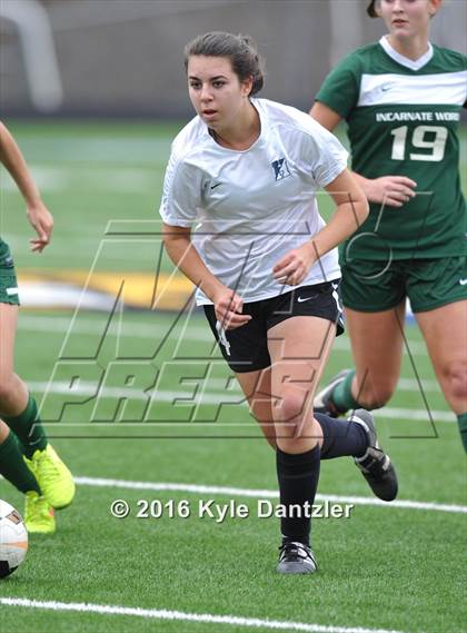Thumbnail 2 in Incarnate Word vs Hockaday (National Elite Prep Showcase) photogallery.