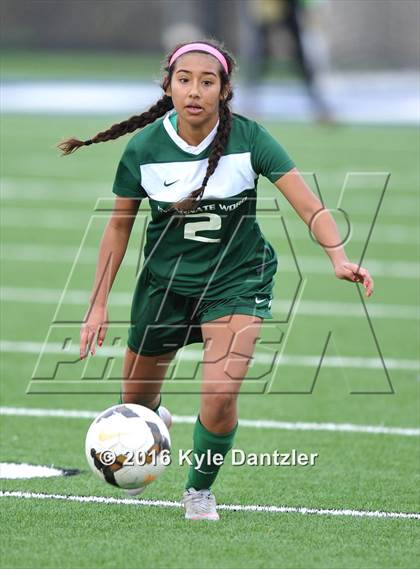 Thumbnail 3 in Incarnate Word vs Hockaday (National Elite Prep Showcase) photogallery.