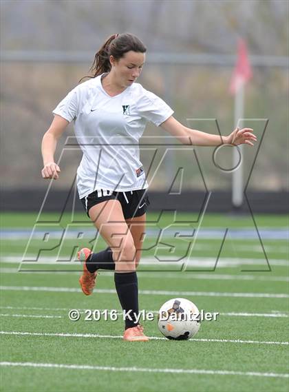 Thumbnail 2 in Incarnate Word vs Hockaday (National Elite Prep Showcase) photogallery.