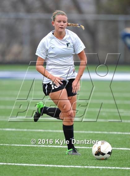 Thumbnail 3 in Incarnate Word vs Hockaday (National Elite Prep Showcase) photogallery.