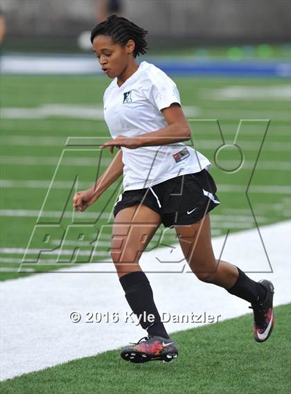 Thumbnail 1 in Incarnate Word vs Hockaday (National Elite Prep Showcase) photogallery.