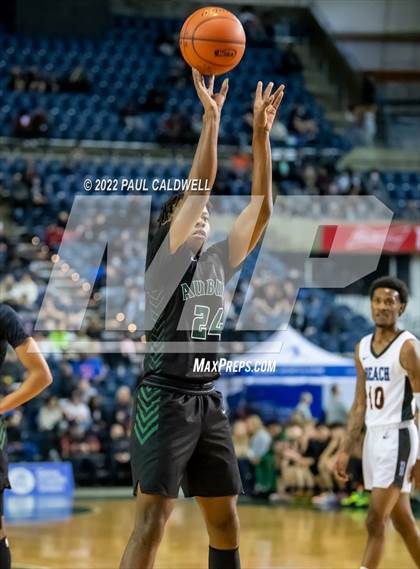 Thumbnail 2 in Auburn vs. Rainier Beach (WIAA 3A Final)  photogallery.