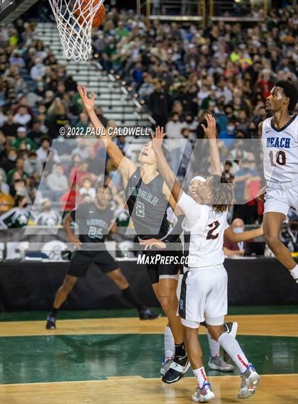 Thumbnail 3 in Auburn vs. Rainier Beach (WIAA 3A Final)  photogallery.