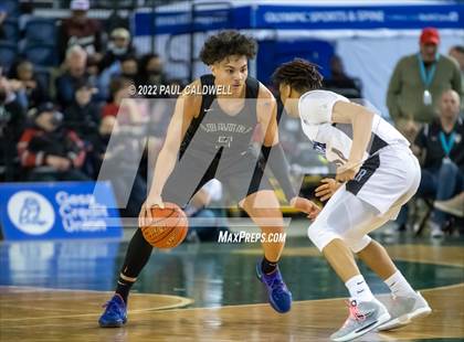 Thumbnail 2 in Auburn vs. Rainier Beach (WIAA 3A Final)  photogallery.