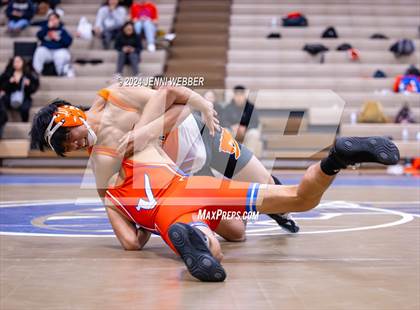 Thumbnail 1 in Cheyenne vs. Valley photogallery.