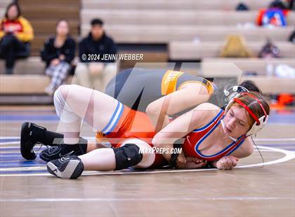 Thumbnail 1 in Cheyenne vs. Valley photogallery.
