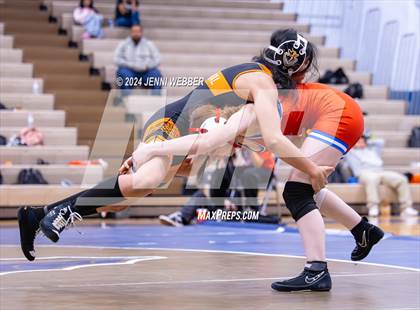Thumbnail 2 in Cheyenne vs. Valley photogallery.