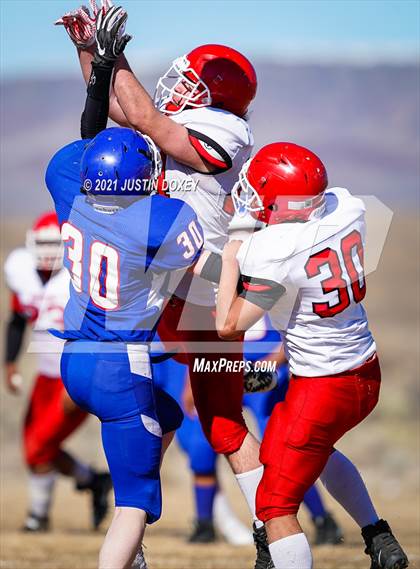 Thumbnail 3 in Carlin @ McDermitt photogallery.