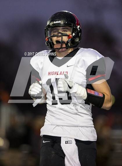 Thumbnail 2 in Rochester vs. Highland (IHSA 4A Semifinal) photogallery.