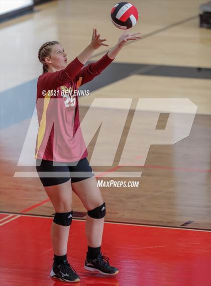 Thumbnail 2 in Dutchtown vs Perry photogallery.