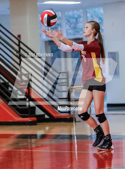 Thumbnail 3 in Dutchtown vs Perry photogallery.