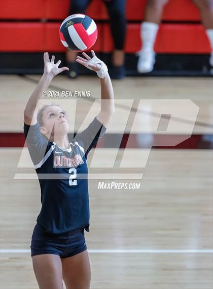 Thumbnail 2 in Dutchtown vs Perry photogallery.