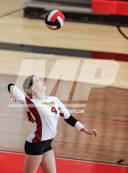 Thumbnail 3 in Dutchtown vs Perry photogallery.