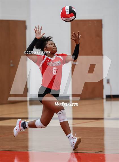 Thumbnail 2 in Dutchtown vs Perry photogallery.