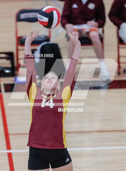 Thumbnail 2 in Dutchtown vs Perry photogallery.