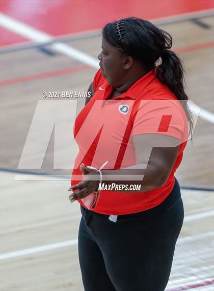 Thumbnail 3 in Dutchtown vs Perry photogallery.
