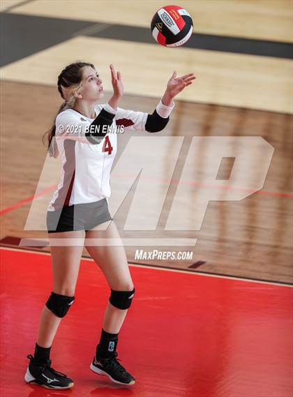 Thumbnail 1 in Dutchtown vs Perry photogallery.