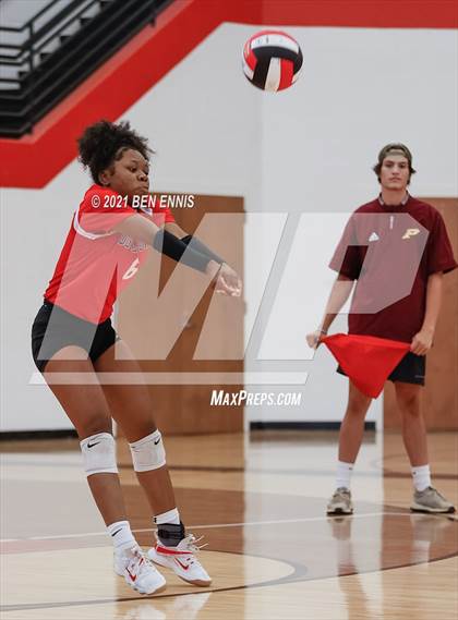 Thumbnail 2 in Dutchtown vs Perry photogallery.