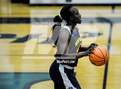 Thumbnail 3 in La Jolla Country Day vs. New Hope Academy (NIKE Tournament of Champions) photogallery.