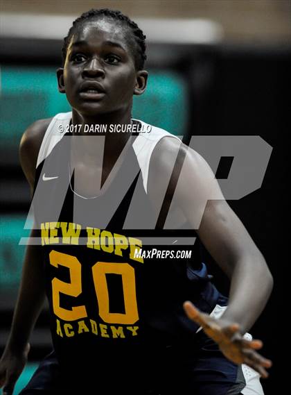 Thumbnail 2 in La Jolla Country Day vs. New Hope Academy (NIKE Tournament of Champions) photogallery.